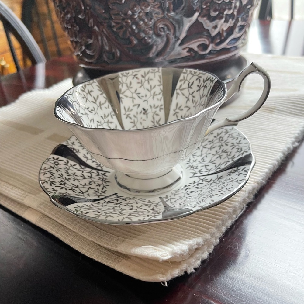 Queen Anne White & Silver Wide Mouth Teacup & Saucer